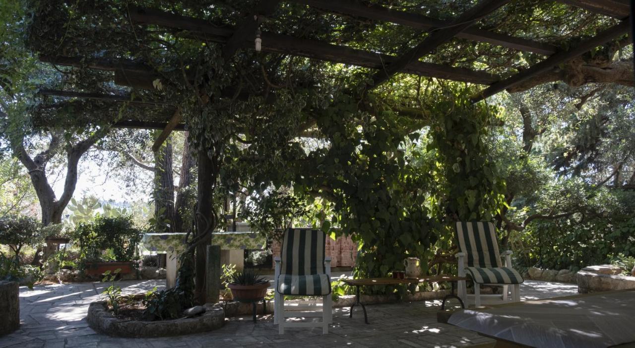 Il rifugio nel verde Villa Monopoli Esterno foto