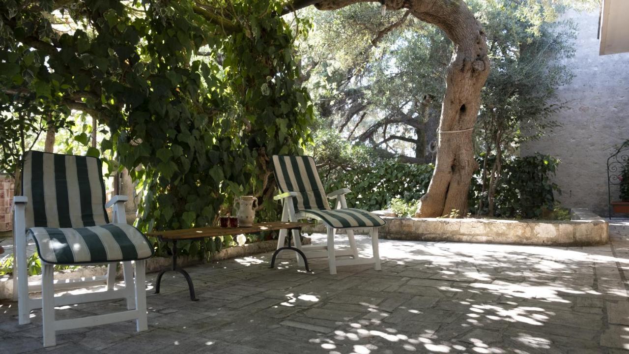 Il rifugio nel verde Villa Monopoli Esterno foto